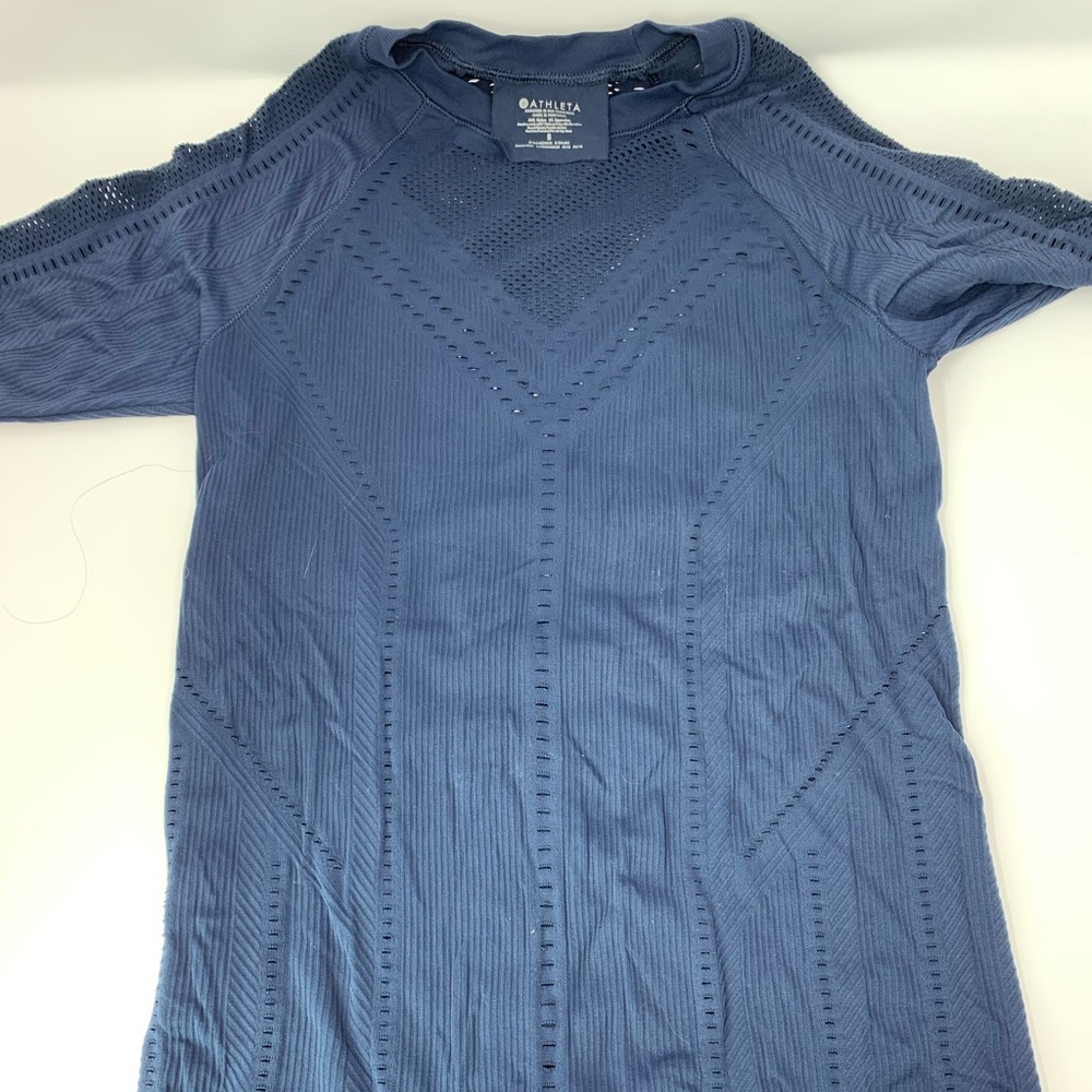 Athleta Workout Shirt